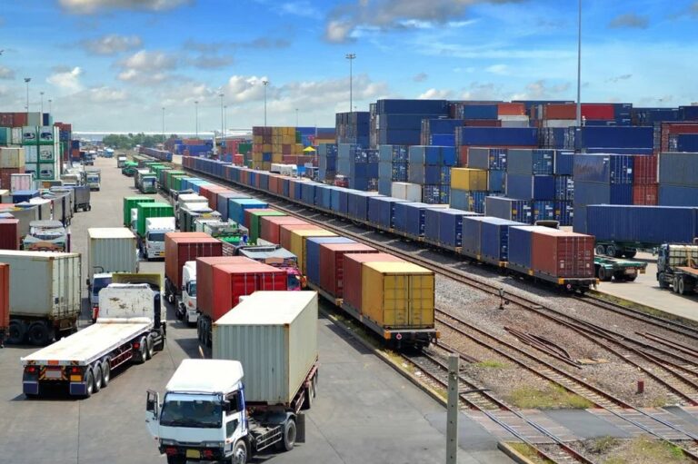 Грузоперевозка контейнеров в Казахстане – что это и в каких случаях используется